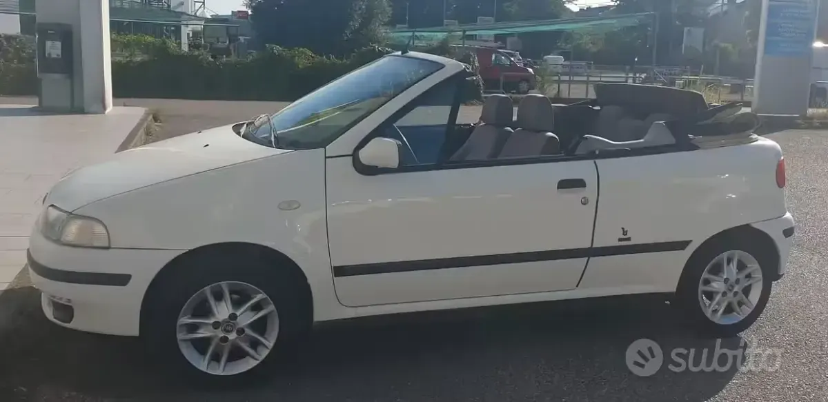 Usata Fiat Punto Cabriolet 60 CV (44 kW) 1999 Bianco Cabrio