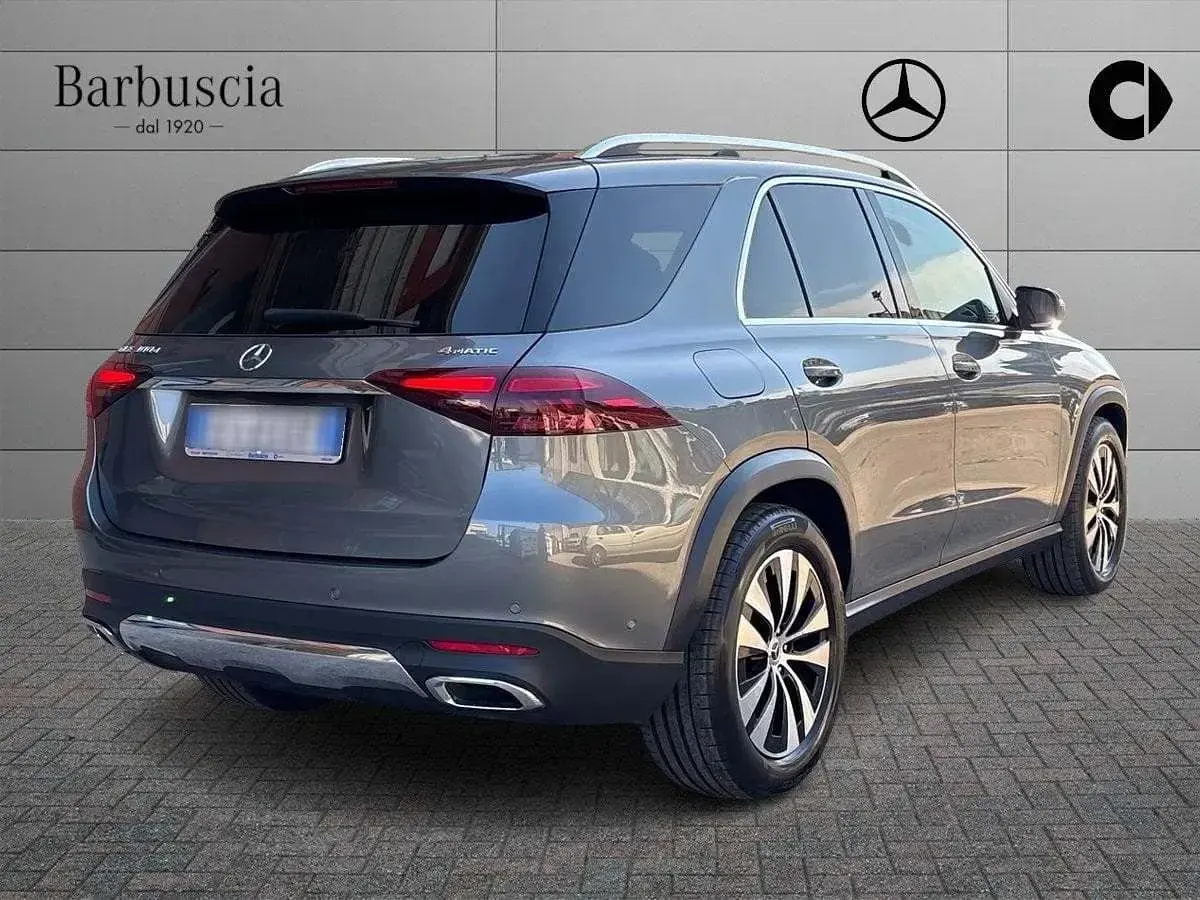 Usata Mercedes GLE300 Advanced 269 CV (197 kW) 2024 Argento SUV