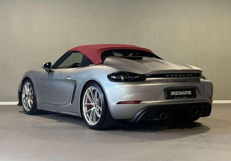 Usata Porsche 718 Spyder 420 CV (308 kW) 2020 Gt silver met. Cabrio