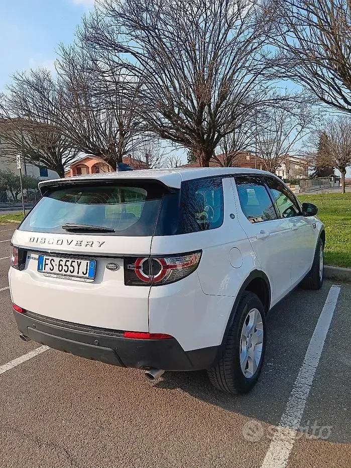 Usata Land Rover Discovery Sport Pure 150 CV (110 kW) 2019 Bianco SUV