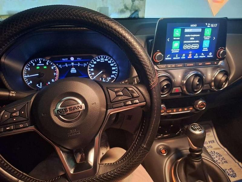 Usata Nissan Juke N-Connecta 117 CV (86 kW) 2021 Grigio SUV