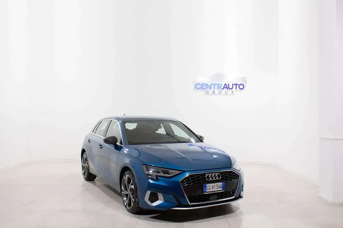 Usata Audi A3 Advanced Plus 150 CV (110 kW) 2021 Blu/azzurro Berlina