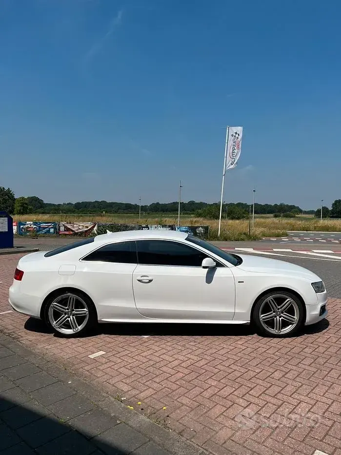 Usata Audi A5 S-Line 170 CV (125 kW) 2010 Bianco Coupé