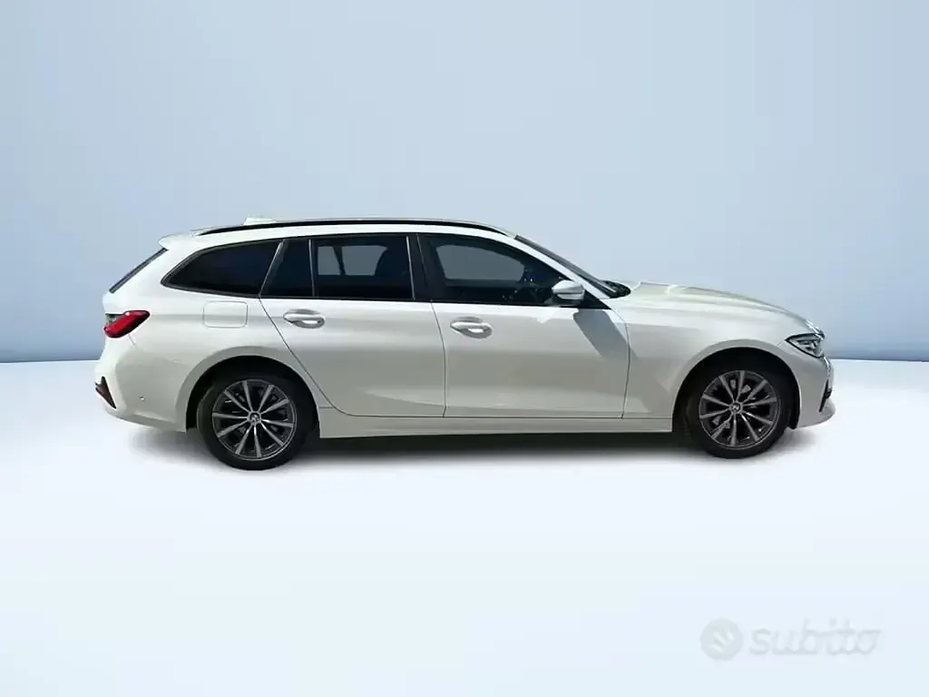 Usata BMW 320 Advantage 190 CV (139 kW) 2020 Bianco pastello Station wagon