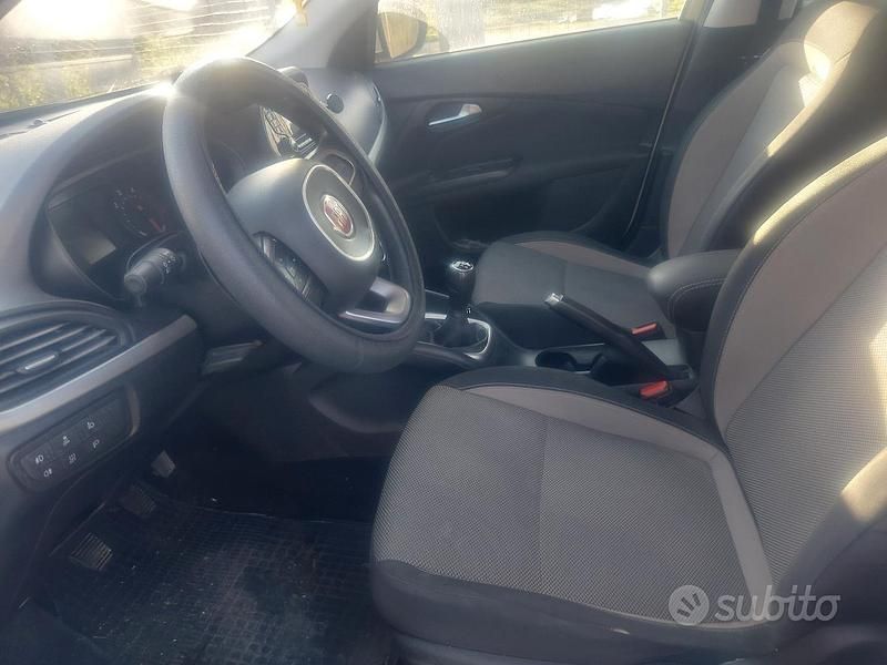 Usata Fiat Tipo Lounge 95 CV (69 kW) 2016 Berlina