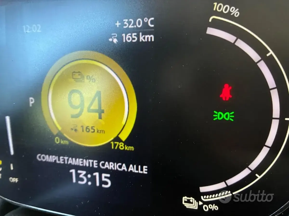 Usata Mini Cooper SE 75 kW (102 CV) 2022 Nero Utilitaria