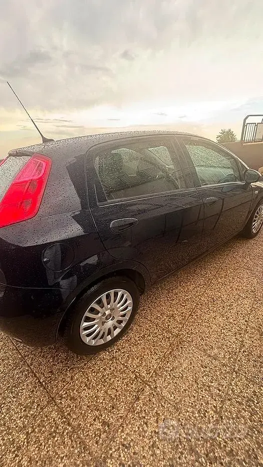 Usata Fiat Punto 95 CV (69 kW) 2018 Bluazzurro Utilitaria