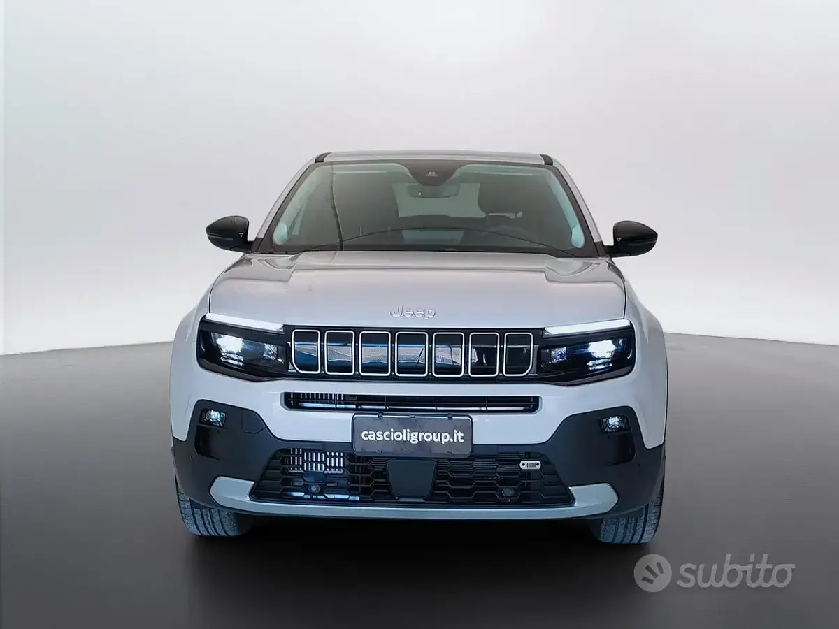 Usata Jeep Avenger Summit 101 CV (74 kW) 2024 Grigio SUV