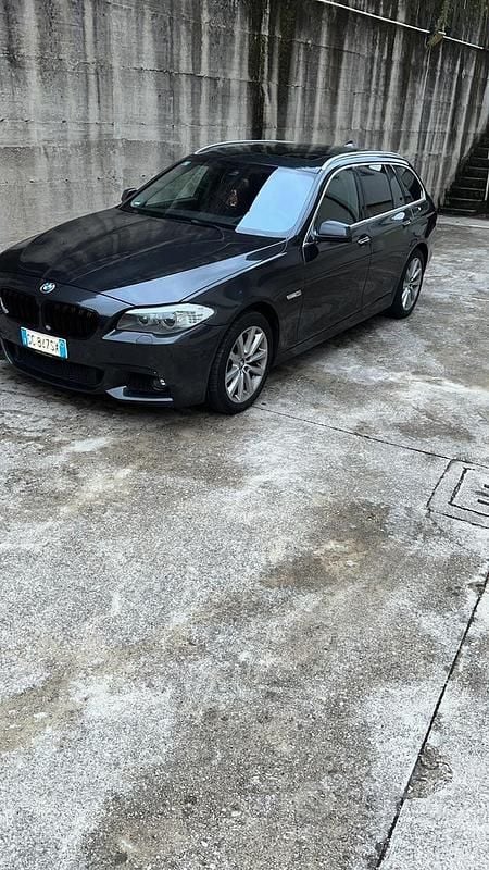 Usata BMW 530 Efficient Dynamics 258 CV (189 kW) 2012 Nero Station wagon
