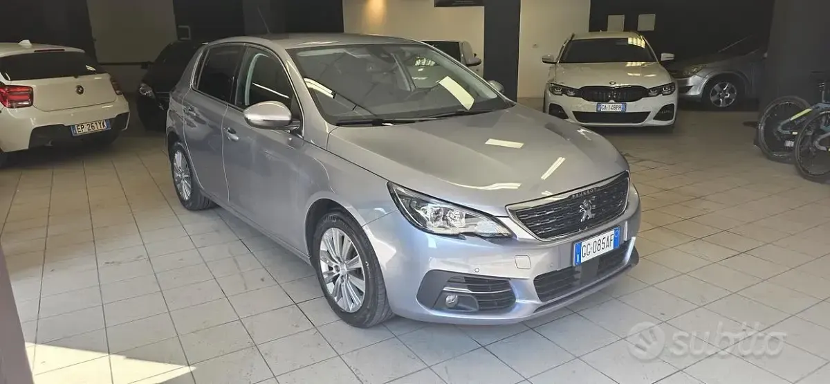 Usata Peugeot 308 GT 131 CV (96 kW) 2021 Grigio Berlina