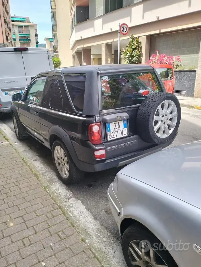 Usata Land Rover Freelander 111 CV (81 kW) 2003 Nero SUV