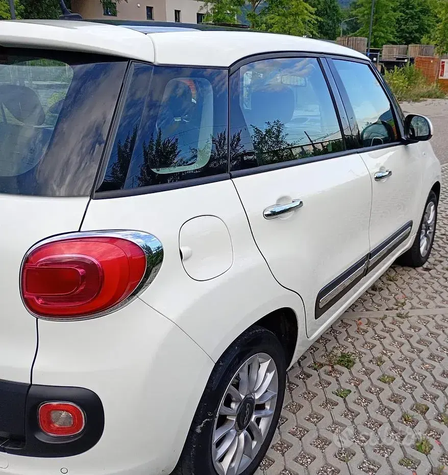 Usata Fiat 500L Pop Star 85 CV (62 kW) 2012 Bianco Monovolume
