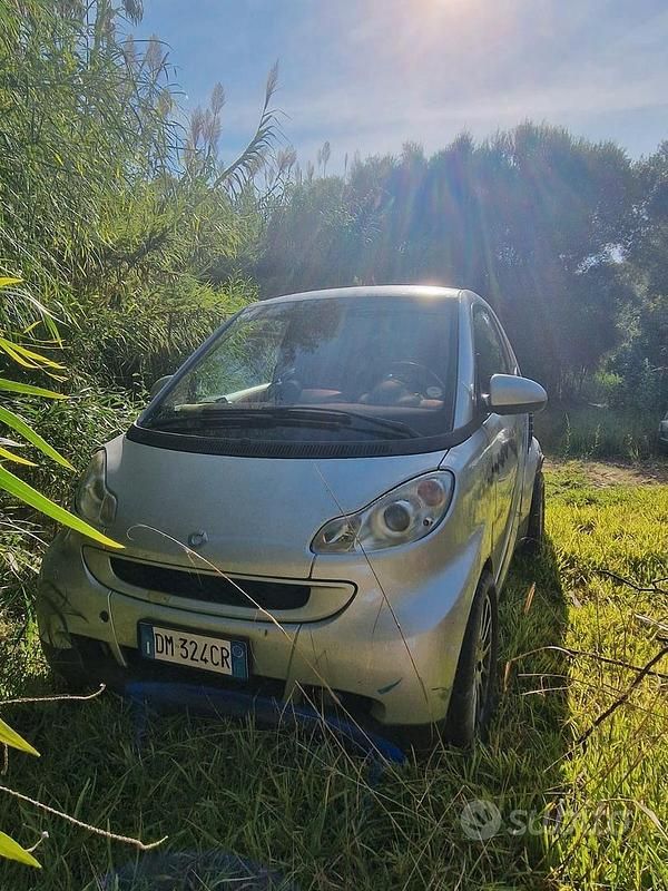 Grigio Usata 2008 Smart ForTwo Coupé Coupé | 4300 € (Molto cara) - Immagine 1/4