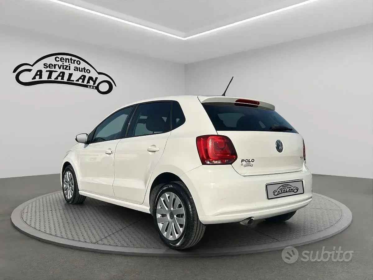 Usata VW Polo Highline 90 CV (66 kW) 2011 Bianco Utilitaria