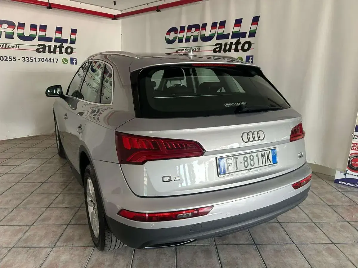 Usata Audi Q5 Business 190 CV (139 kW) 2018 Argento metallizzato SUV