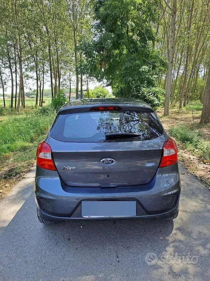 Usata Ford Ka Plus 95 CV (69 kW) 2020 Grigio Utilitaria
