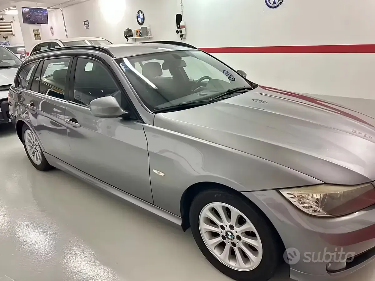 Usata BMW 316 116 CV (85 kW) 2010 Grigio Station wagon