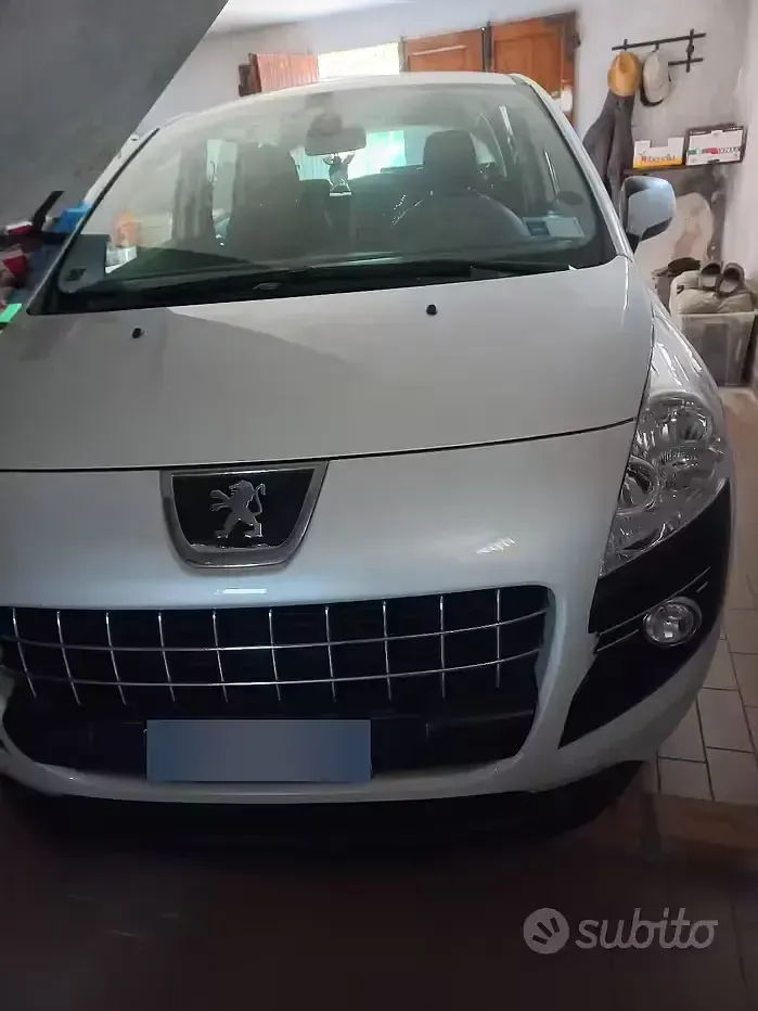 Usata Peugeot 3008 120 CV (88 kW) 2011 Bianco Station wagon