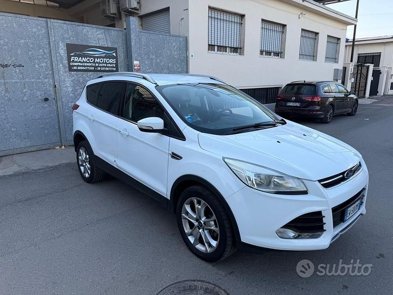 Usata Ford Kuga Titanium 163 CV (119 kW) 2014 Bianco SUV