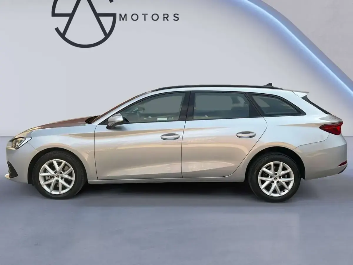 Usata Seat Leon Style 150 CV (110 kW) 2023 Argento Station wagon