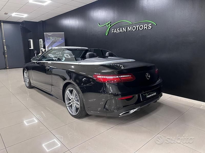 Usata Mercedes E220 Premium Plus 194 CV (142 kW) 2019 Other Cabrio