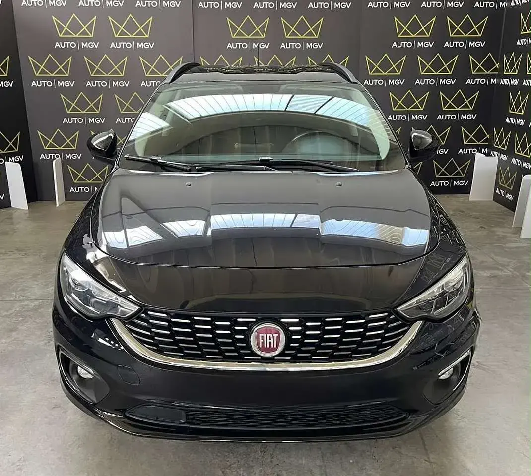 Usata Fiat Tipo Lounge 120 CV (88 kW) 2021 Nero Station wagon