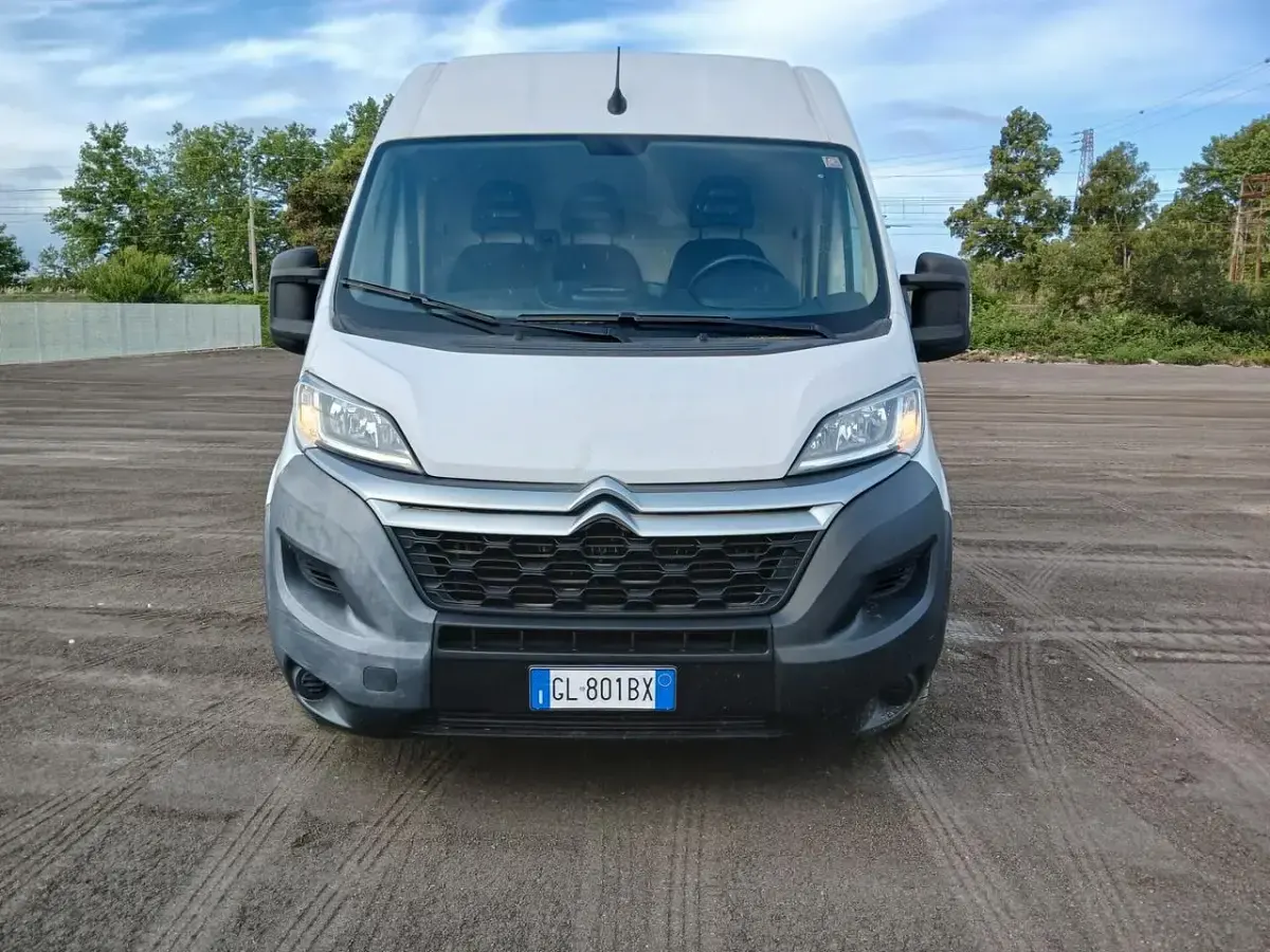 Usata Citroën Jumper 140 CV (102 kW) 2022 Bianco Monovolume