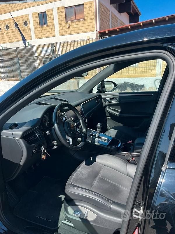 Usata Porsche Macan 245 CV (180 kW) 2019 Nero SUV