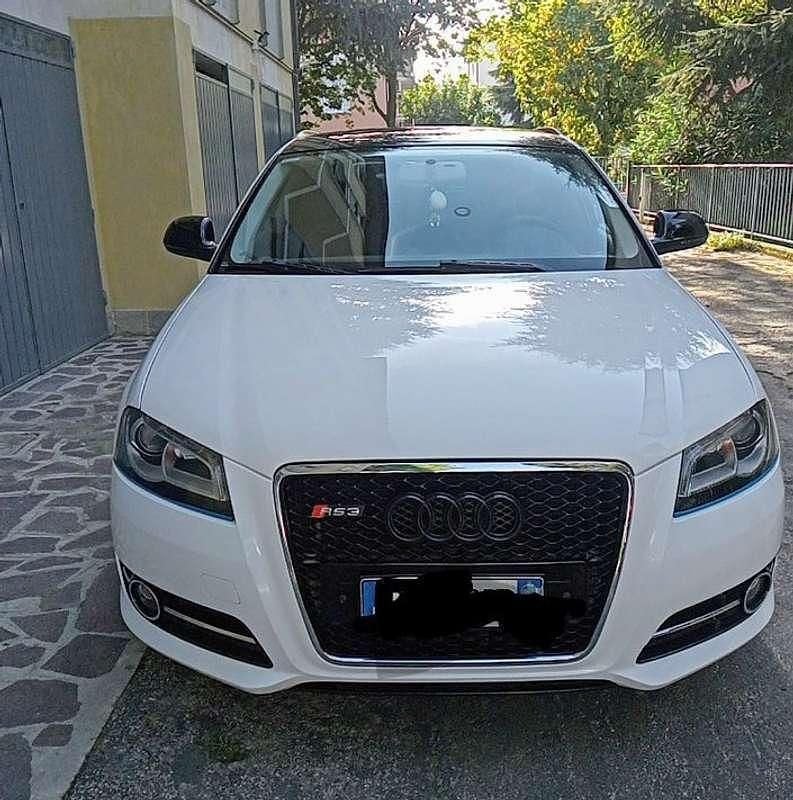 Usata 2000 Audi A3 Ambition Tre volumi | 7000 € (Ottimo prezzo) - Immagine 1/4