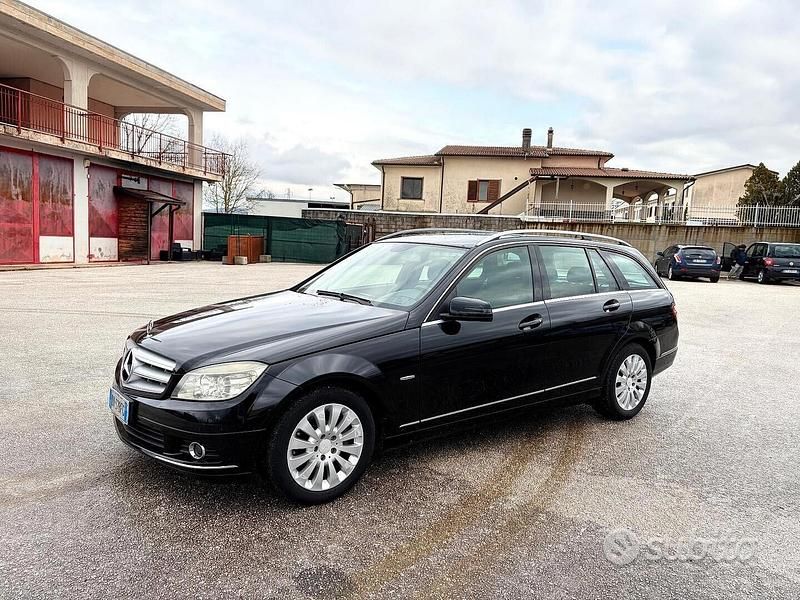 Usata Mercedes C220 169 CV (124 kW) 2009 Nero Station wagon