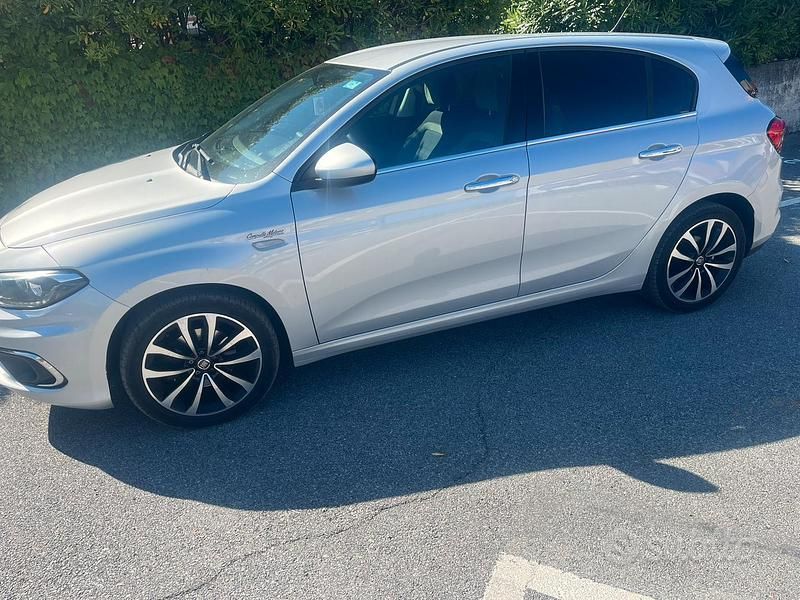 Grigio Usata 2017 Fiat Tipo Tre volumi | 7000 € (Ottimo prezzo) - Immagine 1/4