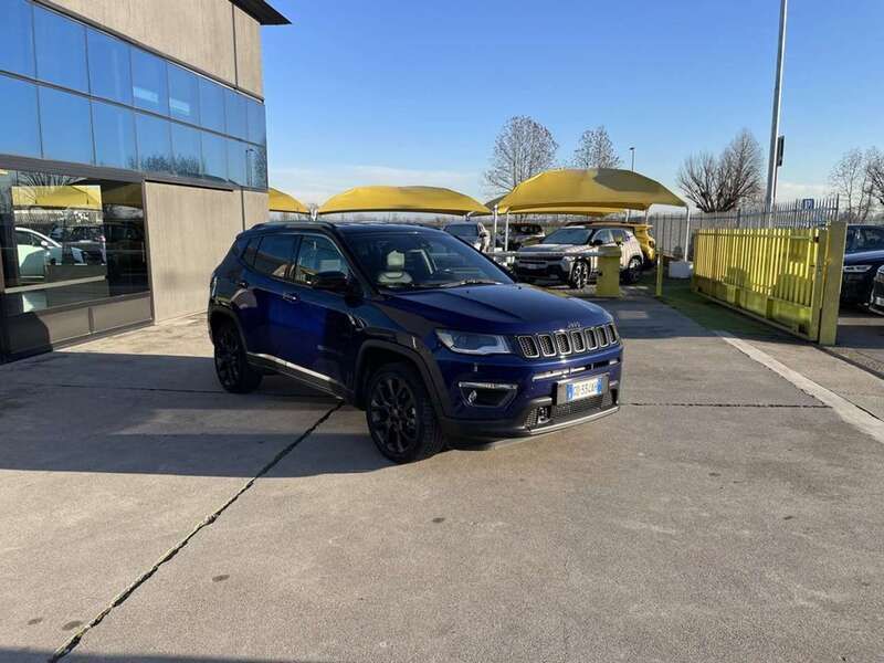 Usata Jeep Compass 240 CV (176 kW) 2020 Blu / metallizzato SUV