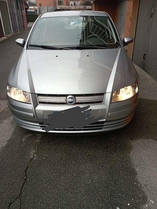 Usata Fiat Stilo 120 CV (88 kW) 2007 Argento Berlina