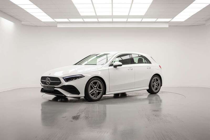 Bianco Usata 2023 Mercedes A200 Advanced Plus Tre volumi | 36.490 € (Molto cara) - Immagine 1/4