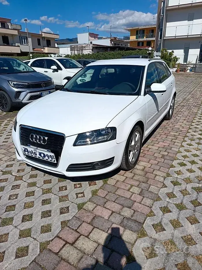 Usata Audi A3 Attraction 90 CV (66 kW) 2012 Bianco Utilitaria