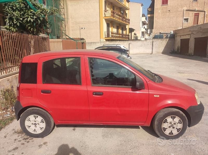 Usata Fiat Panda 70 CV (51 kW) 2007 Rosso Utilitaria