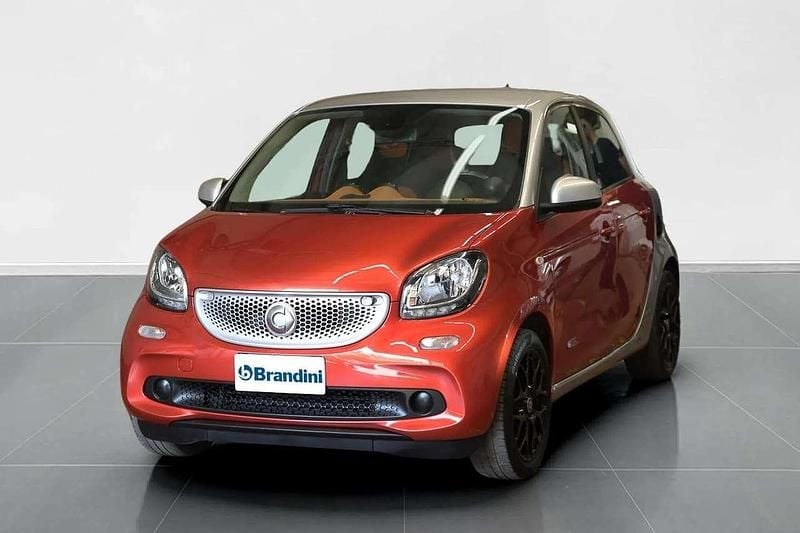 Rosso Usata 2017 Smart ForFour Passion Utilitaria | 9555 € (Super prezzo) - Immagine 1/4