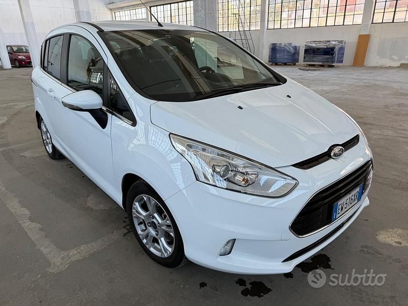 Usata Ford B-MAX Business Edition 100 CV (73 kW) 2014 Bianco Monovolume