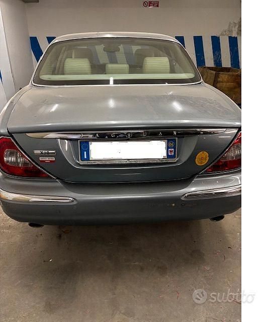 Usata Jaguar XJ8 258 CV (189 kW) 2004 Berlina