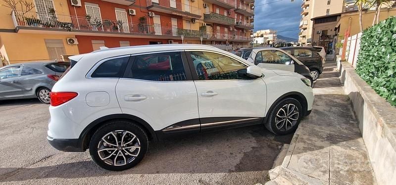 Usata Renault Kadjar 140 CV (102 kW) 2019 Bianco SUV
