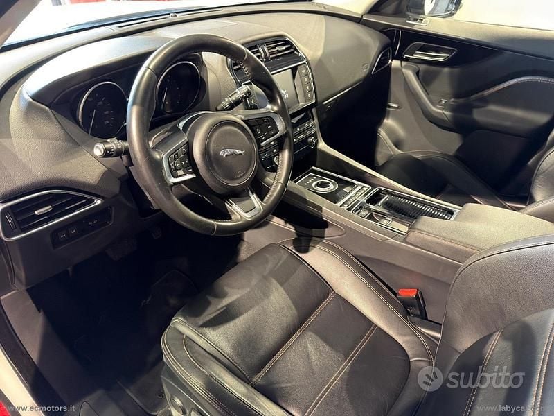 Usata Jaguar F-Pace Prestige 180 CV (132 kW) 2017 Bianco SUV