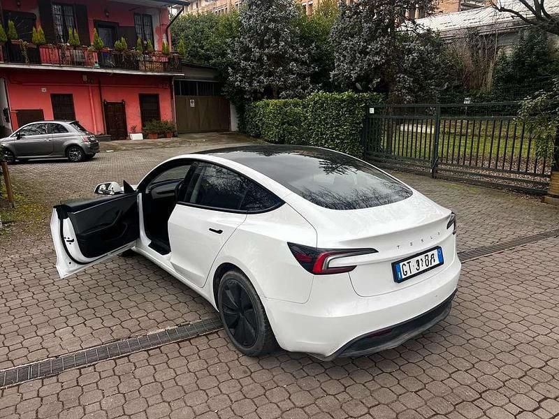 Occasion Tesla Model 3 Standard Range 88 kW (120 ch) 2024 Berline
