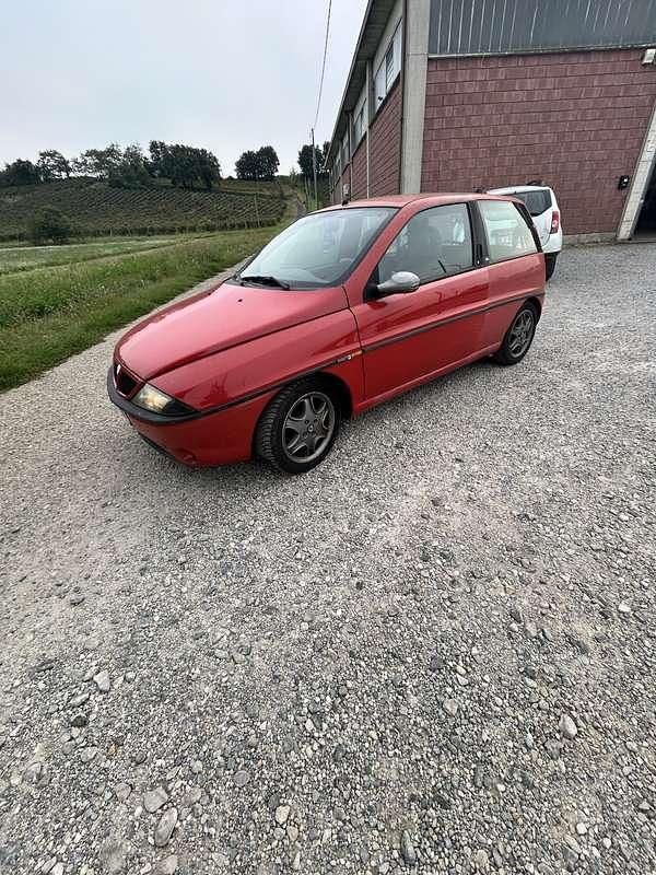 Usata 1999 Lancia Ypsilon Due volumi | 1150 € (Ottimo prezzo) - Immagine 1/4