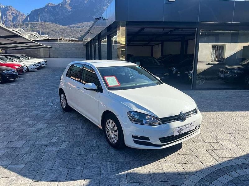 Usata VW Golf VII Trendline 86 CV (63 kW) 2016 Bianco Berlina