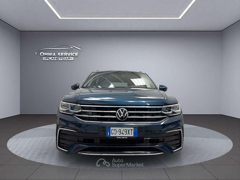 Usata VW Tiguan R-line 150 CV (110 kW) 2021 Verde SUV
