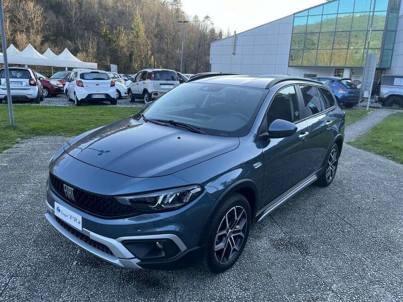 Usata Fiat Tipo Cross 100 CV (73 kW) 2023 Blu Station wagon