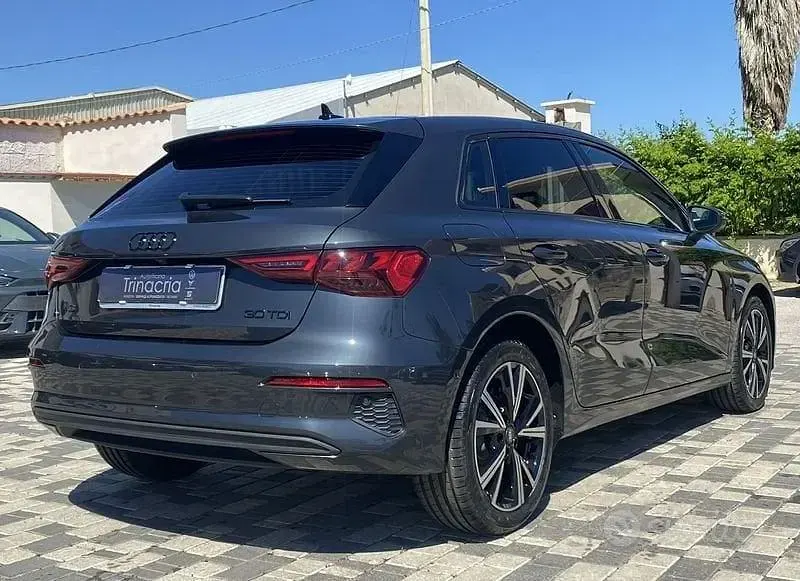 Usata Audi A3 Advanced Plus 116 CV (85 kW) 2022 Grigio Berlina