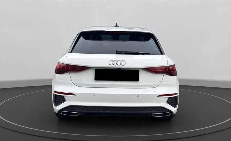 Usata Audi A3 S-Line 150 CV (110 kW) 2024 Bianco ibis Berlina