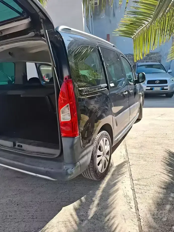 Usata Citroën Berlingo XTR 90 CV (66 kW) 2011 Nero Monovolume