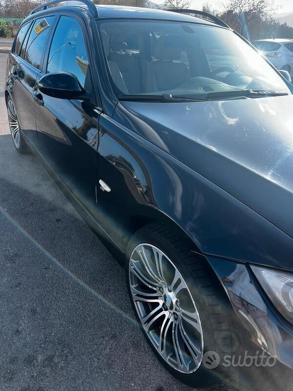 Usata BMW 320 177 CV (130 kW) 2007 Nero Station wagon